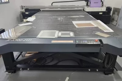 Impressora Mimaki JFX 500 2131 com 6 cabeças de impressão