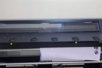Impressora HP Látex 310 com Resolução de impressão de até: 1.200 x 1.200 dpi. Investimento de R$ 40.000,00, maquina está em São Bernardo do Campo - SP.