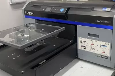 Combo Impressora Epson DTG F2100, Mister T10 e Prensa Térmica Mogk. Investimento de R$ 78.900,00. Entrada R$40.000,00 + saldo no cartão em 12x