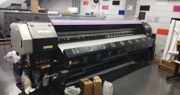 Mimaki SWJ-320S4. Ano: 2014. Tinta: Original Mimaki. Largura máxima de impressão: 3,20. mVelocidade: 83,0 m²/h. Local: Jandira. R$85.000,00.