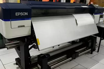 Impressora Ecosolvente Epson S40600. Ano: 2019. Tinta: Original. Cabeça: 1 cabeça de impressão PrecisionCore. Local: São Paulo. R$40.000,00.