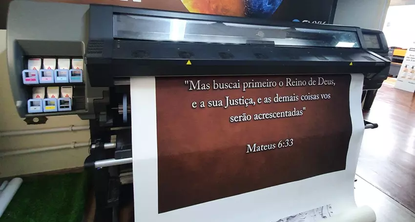 Plotter HP Latex 360. Ano: 2018. Velocidade máxima: Até 91 m²/h. Largura de impressão: 1.60m. Localidade: Curitiba- PR. Investimento de R$60.000,00.