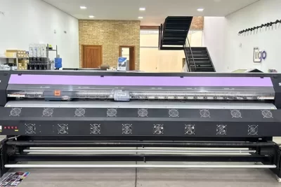 Mimaki 4 cabeças SWJ320 S2. Ano: 2012. Tinta: Original Mimaki. Cabeça: 2 cabeças de impressão . Local: São Paulo. R$:93.000,00.