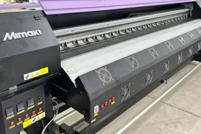 Mimaki 2 cabeças SWJ320 S2. Ano: 2012. Tinta: Original Mimaki. Cabeça: 2 cabeças de impressão . Local: São Paulo. R$:70.000,00.