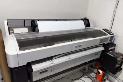 Impresssora Epson F6200 ano 2014, com uma cabeça de impressão. Investimento de R$ 23.000,00. Maquina está em SAO DOMINGOS-BA