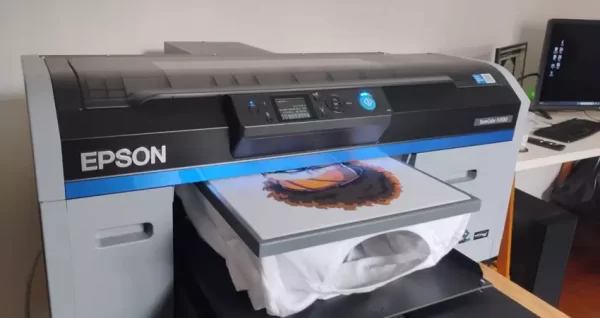 Impressora Epson DTG F2100. Ano:2022 Tinta:Original Epson Impressora NOVÍSSIMA com apenas 432 impressões,equivalente a 1 semana de usoR$46.500,00. Local: RJ