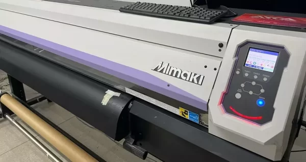 Plotter de impressão Mimaki JV150-160. Ano: 2020. Tinta: original. Localizada em Belo Horizonte. Investimento de R$50.000,00.